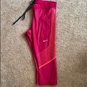 Nike Dri-Fit Running Capri Leggings